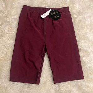 PLUM colored biker shorts 🩳 BRAND NEW
